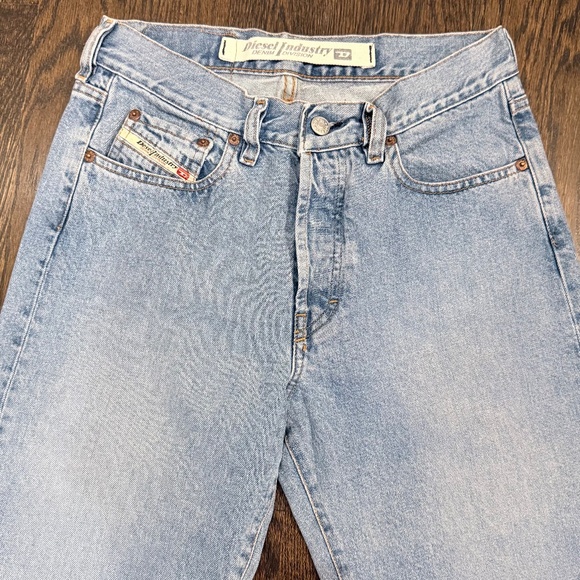 Women's Diesel Industry Jeans RN 93243 CA 25594 in Light Blue W29 Made In Italy - Picture 2 of 12